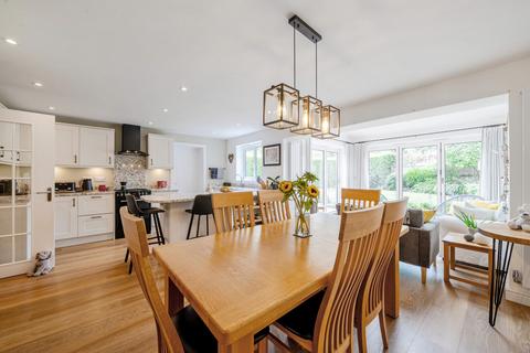 4 bedroom semi-detached house for sale, Kenilworth Place, Billingshurst, RH14