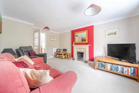 4 bedroom semi-detached house for sale, Kenilworth Place, Billingshurst, RH14