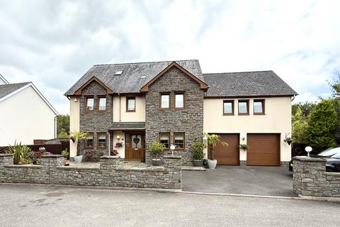 undefined, Abernant, Aberdare CF44