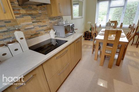 undefined, Redding Grove, Crownhill
