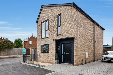 1 Friars Mews, Shoeburyness, Southend-on-sea, SS3 9FU