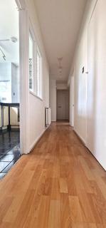 2 bedroom flat for sale, 27 Hayward Court, Studley Road SW4 6QW