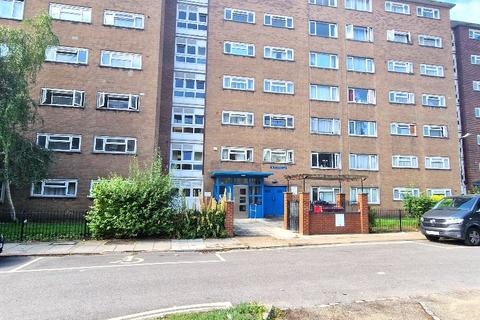 2 bedroom flat for sale, 27 Hayward Court, Studley Road SW4 6QW
