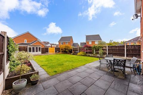 4 bedroom detached house for sale, Cornforth Way, Widnes WA8