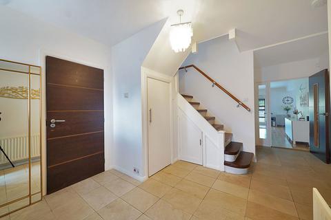 30 Amery Road, Harrow, HA1 3UQ