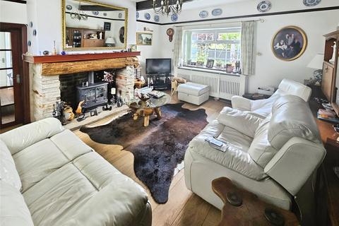 2 bedroom end of terrace house for sale, New Lane, Bolton BL2