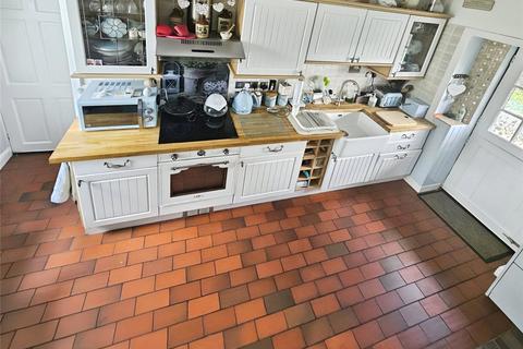 2 bedroom end of terrace house for sale, New Lane, Bolton BL2