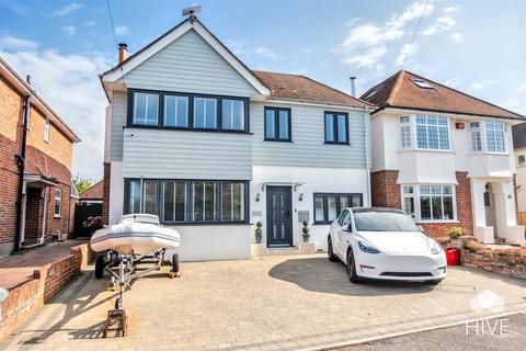 4 bedroom detached house for sale, South View Road, Christchurch BH23