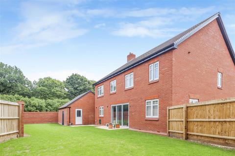5 bedroom detached house for sale, Seymore Green, Kenilworth