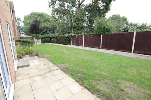 1 bedroom flat for sale, Havenvale, Coppins Road, Clacton on Sea, CO15
