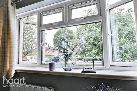 1 bedroom flat for sale, Long Meadow, Aylesbury