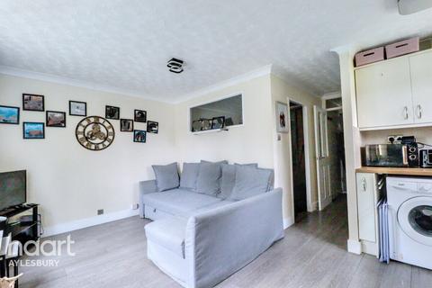 undefined, Long Meadow, Aylesbury