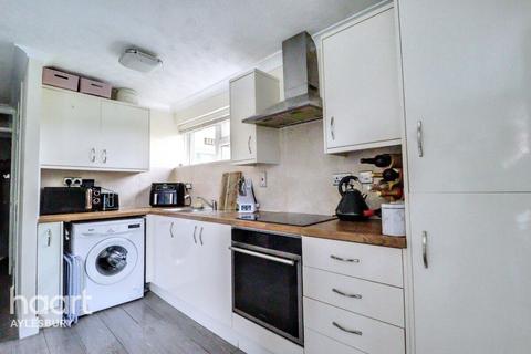 undefined, Long Meadow, Aylesbury