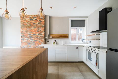 undefined, Gillingham Road, London, NW2