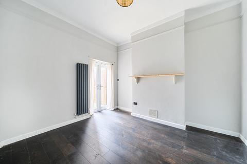 Gillingham Road, London, NW2