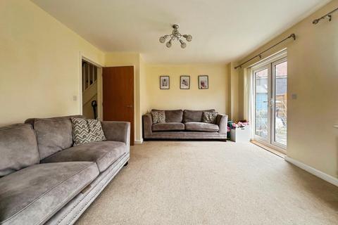 39 Nuthatch Drive, Finberry, Ashford, TN25 7AA