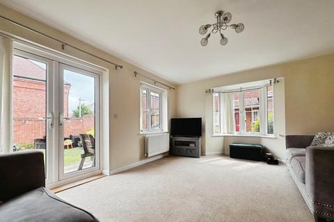 39 Nuthatch Drive, Finberry, Ashford, TN25 7AA