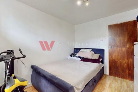 1 bedroom flat for sale, Clapham Road, London, SW9