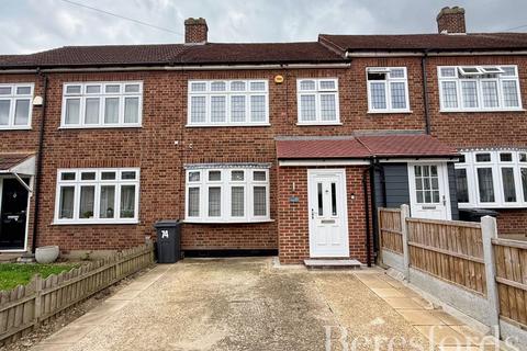 74 Benets Road, Hornchurch, RM11 3PU