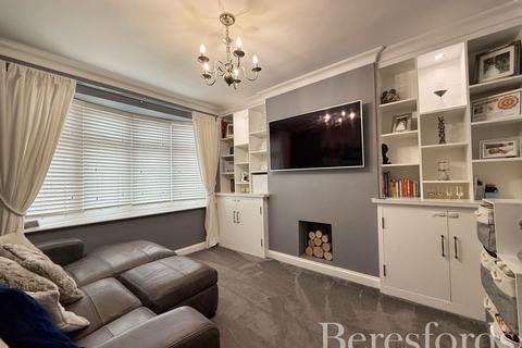 74 Benets Road, Hornchurch, RM11 3PU