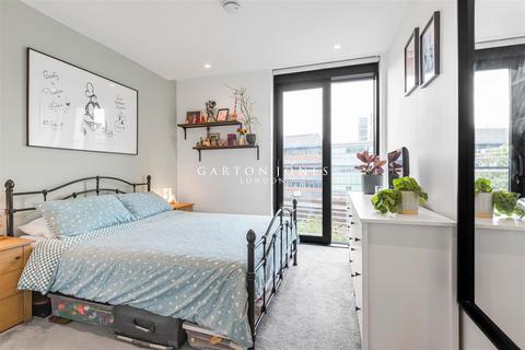1 bedroom flat for sale, The Dumont, 27 Albert Embankment, Vauxhall, London, SE1