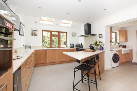 6 Rydal Drive, West Wickham, BR4 9QH