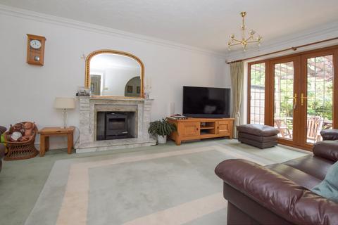 6 Rydal Drive, West Wickham, BR4 9QH