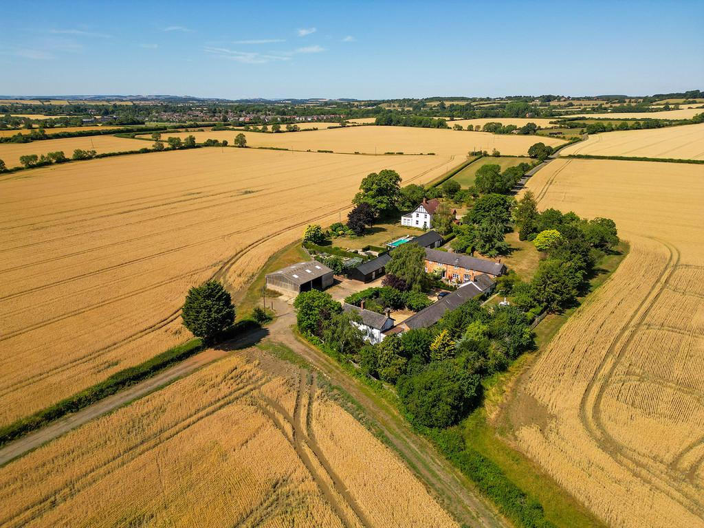 Aerial of property and surrounding