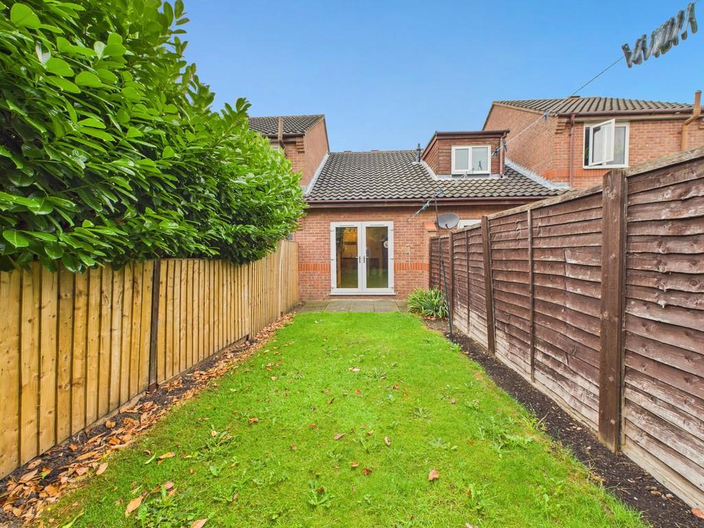 Cam04092 g0 pr0078 still012