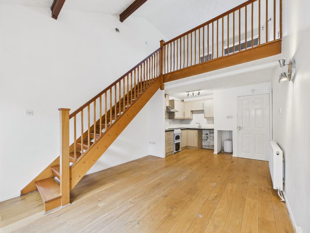 Cam04092 g0 pr0078 still006