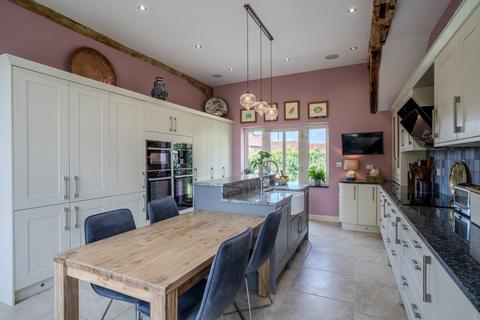 4 bedroom barn conversion for sale, Pound Lane, Toft Monks