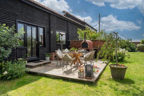 4 bedroom barn conversion for sale, Pound Lane, Toft Monks
