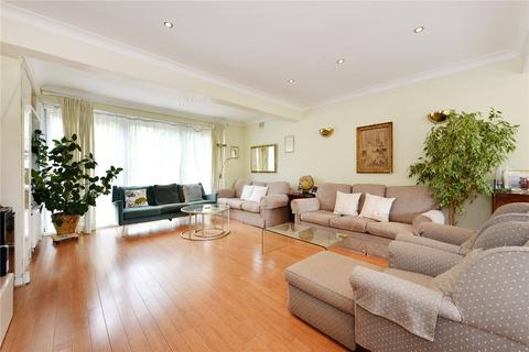 3 bedroom maisonette to rent, Hermitage Lane, London NW2