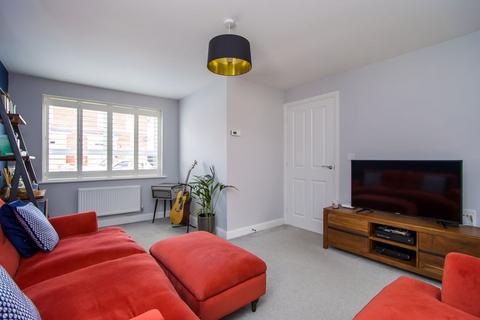 3 bedroom semi-detached house for sale, Heol Hartrey, Dinas Powys