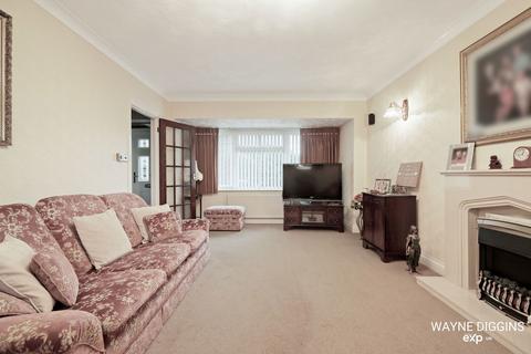 5 bedroom detached house for sale, Cherrydown, Grays RM16