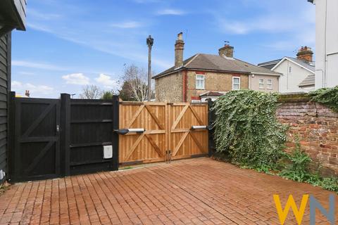 undefined, Warley Hill, Warley, Brentwood CM14