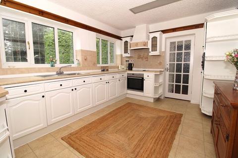 4 bedroom detached house for sale, Skip Lane, Walsall, WS5 3LL