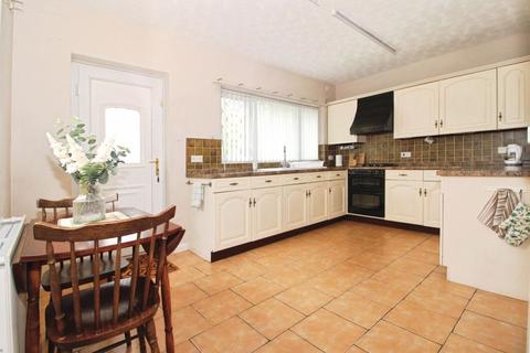 4 bedroom bungalow for sale, Norton Road, Pelsall, WS3 4NX