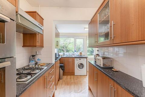 3 bedroom semi-detached house for sale, Meadway, Enfield