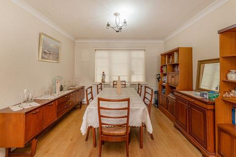 3 bedroom semi-detached house for sale, Meadway, Enfield