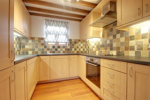 2 bedroom barn conversion to rent, The Maltings, Church Road, Slapton
