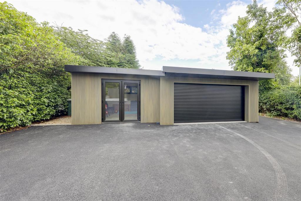 Garage & Office