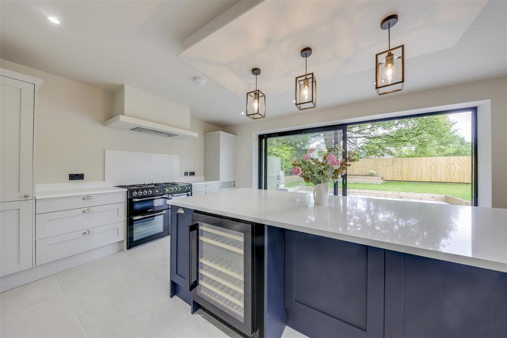 Kitchen Alt