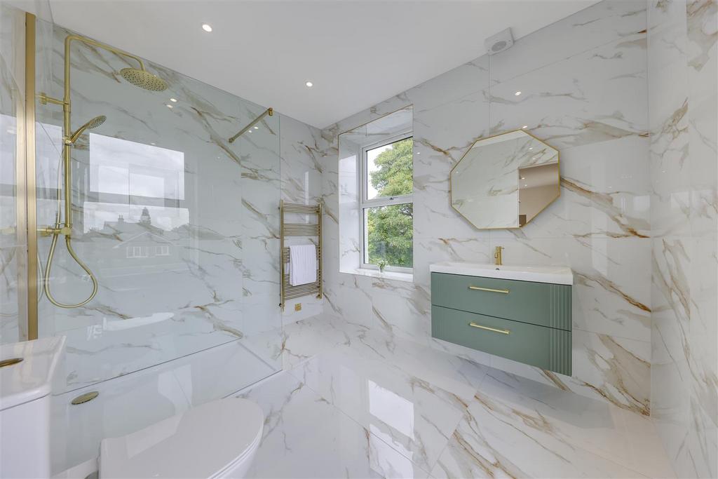 En Suite Shower