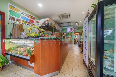 Retail property (high street) to rent, 89-89A Lavender Hl London SW11 5QL