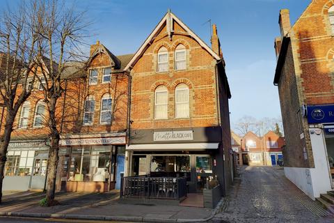 Restaurant to rent, 23 Manor Rd Wallington SM6 0BW