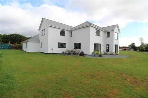 5 bedroom detached house to rent, West Johnstone, Bish Mill, South Molton