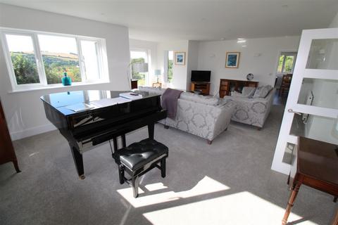 5 bedroom detached house to rent, West Johnstone, Bish Mill, South Molton