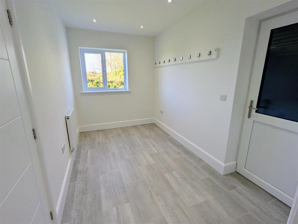 PXL 20251125 093412777~2.jpg