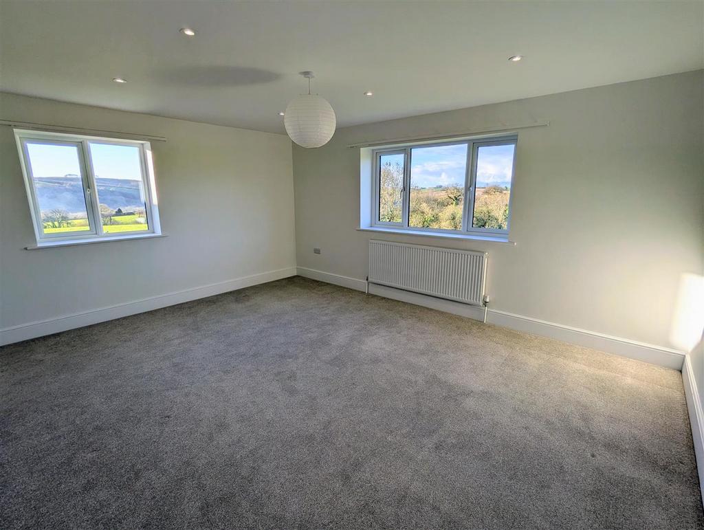 PXL 20251125 094205362~2.jpg